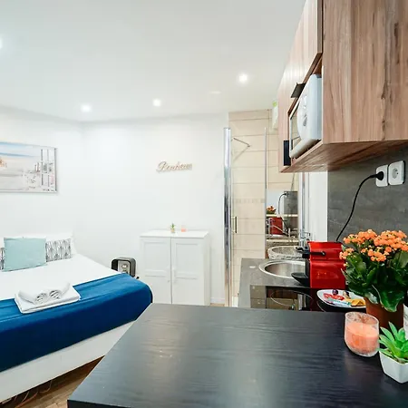Nets Inn Apartments - Saint Lazare Paris Exterior photo